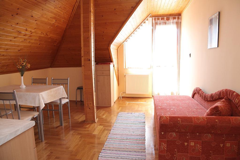 Andrea Apartmanház Balatongyörök Exterior foto