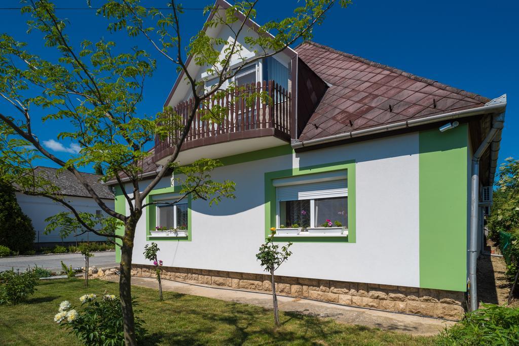 Andrea Apartmanház Balatongyörök Exterior foto